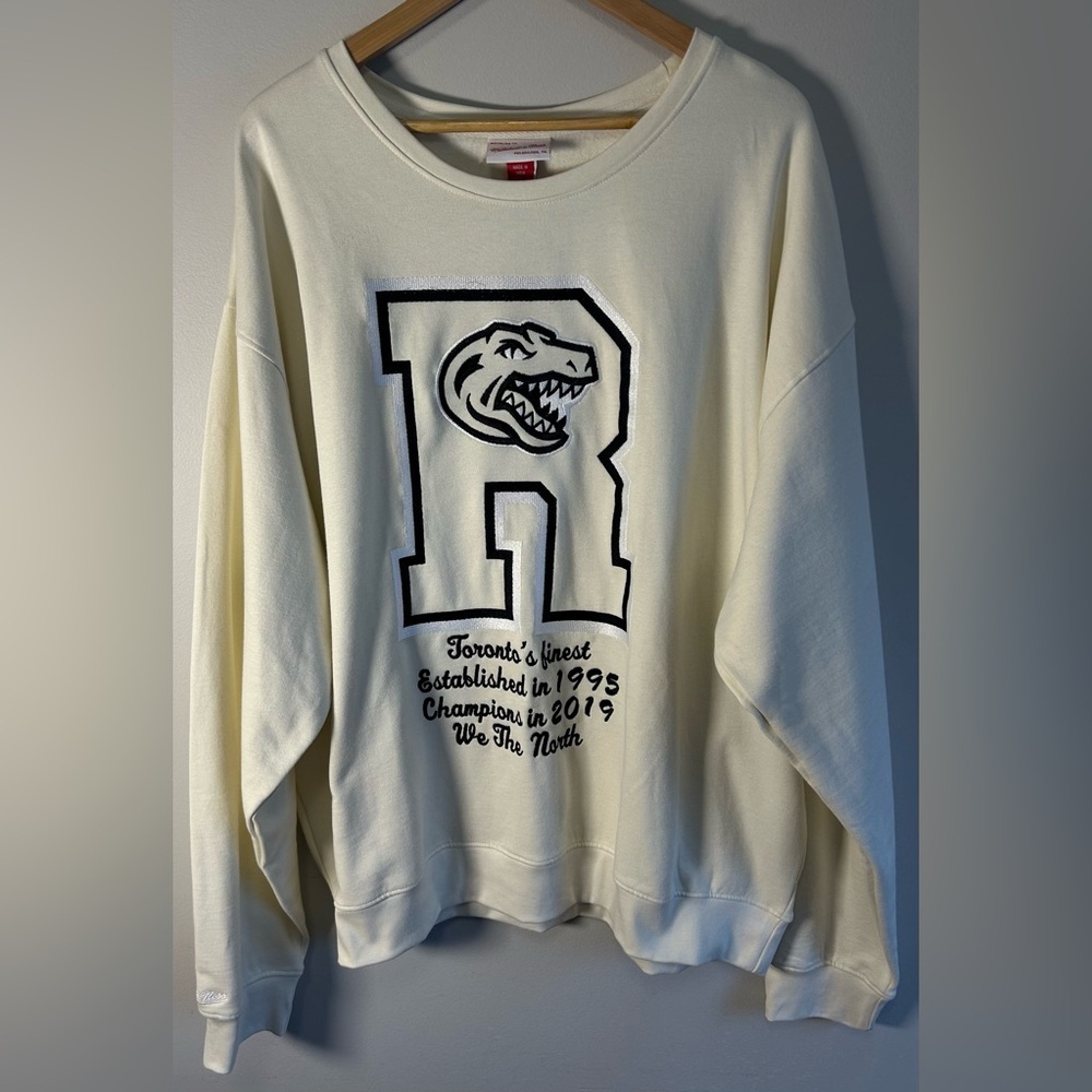 Mitchell & Ness Toronto Raptors Cream Varsity Crewneck Sweater Oversized XL NWT